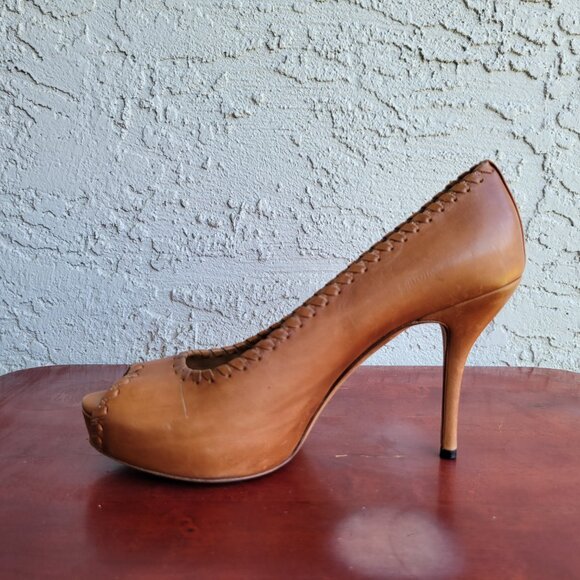 Gucci Brown Leather Whipstitch Peep-Toe Platform Pumps Size EU 37.5 (US 7-7.5) - Picture 4 of 13